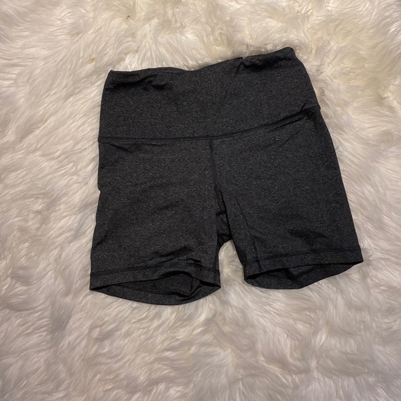 90 degrees by reflex Women's activewear Biker athletic Spandex shorts size small - Picture 1 of 5
